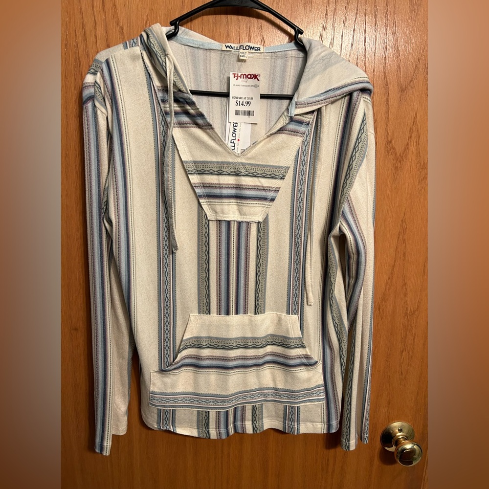 NWT Hooded Top